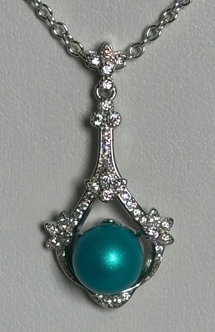 Madeline Pendant