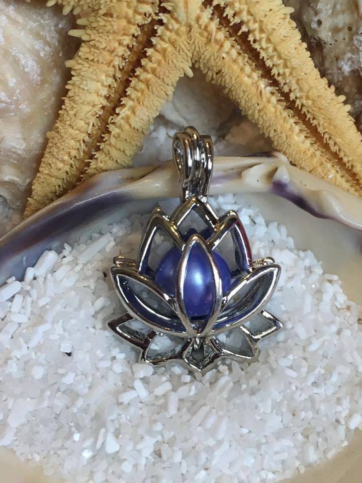 Lotus Pendant